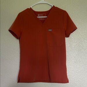 Figs V-Neck Scrub Top in Terra Cotta